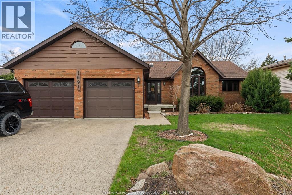 1691 Maplewood, Lakeshore , ON